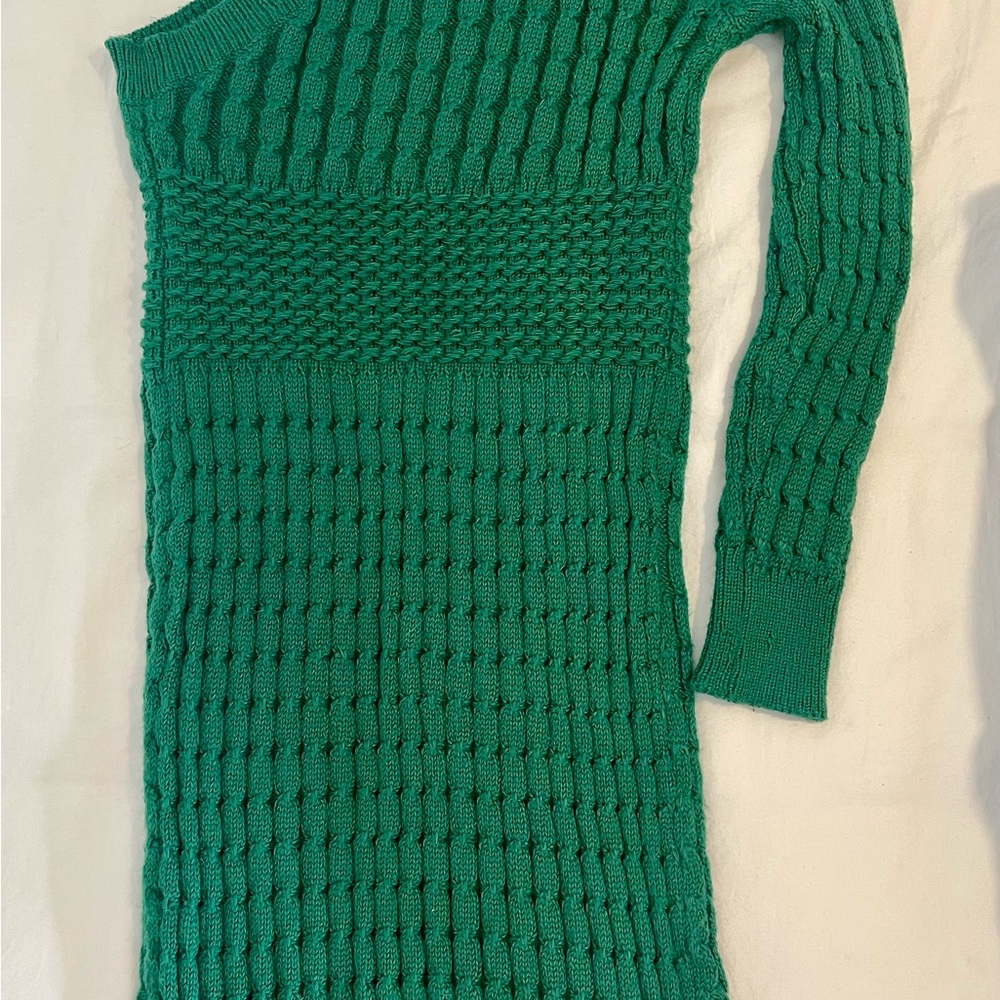 Green One-Shoulder Dress - Picture 4 of 5